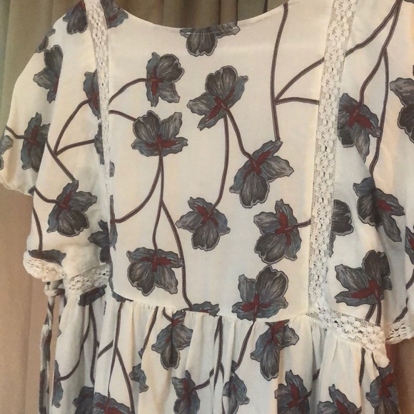 Flowy summer top - Picture 2 of 5